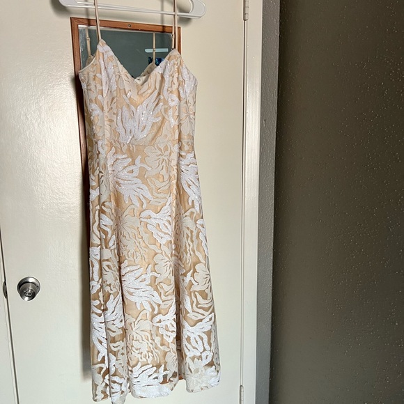 Dress the Population White Sequins Flare Dress, size L - Picture 3 of 4